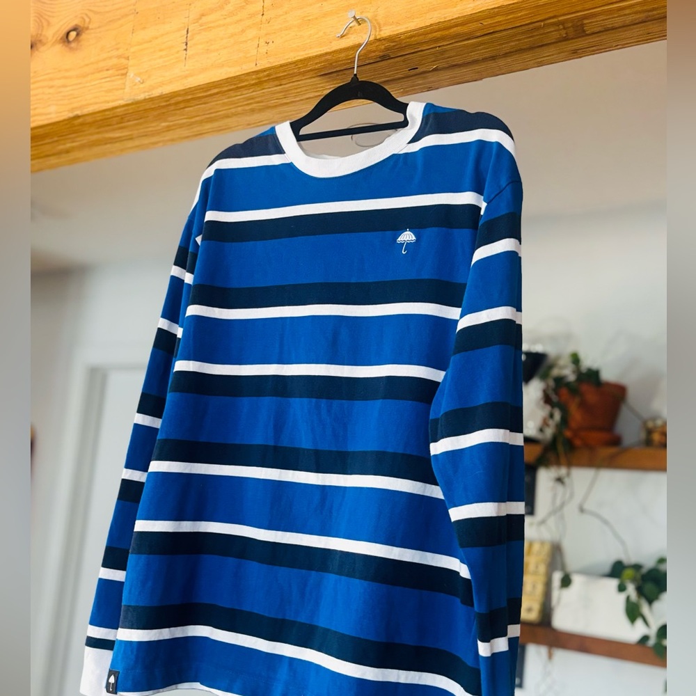 Hélas Striped Long Sleeve Tee – Men’s Size M – Like New
